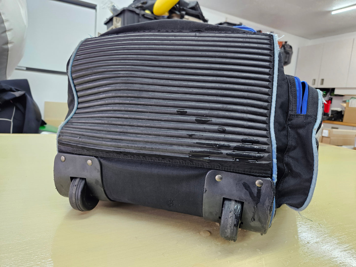 IST Travel Duffle/Roller Gear Bags