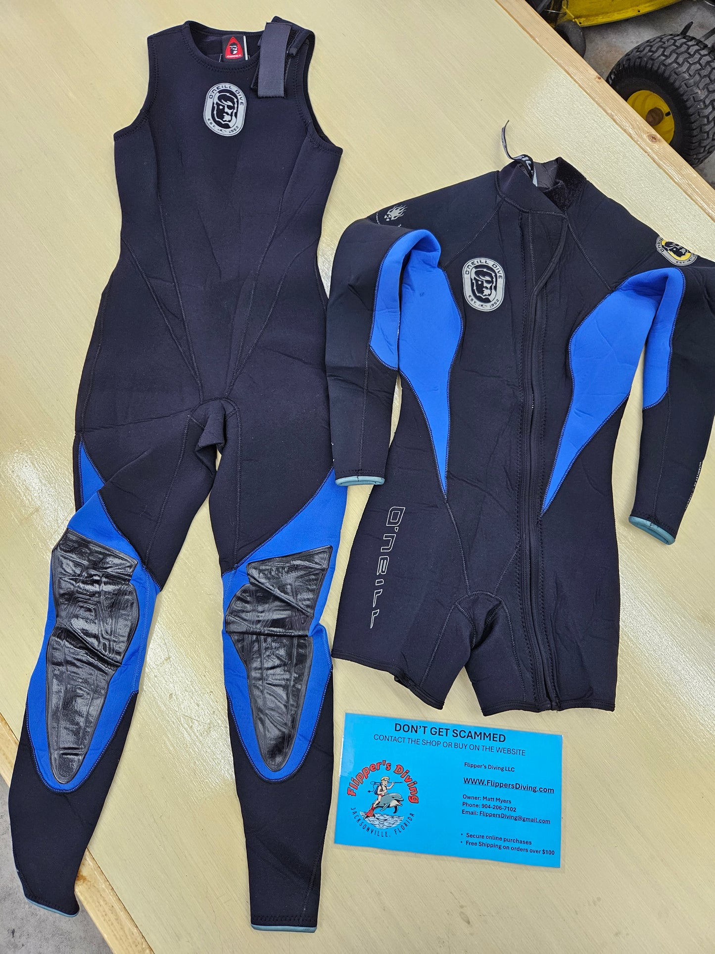 Traje de neopreno de dos piezas O'Neil de 3 mm (talla 4)
