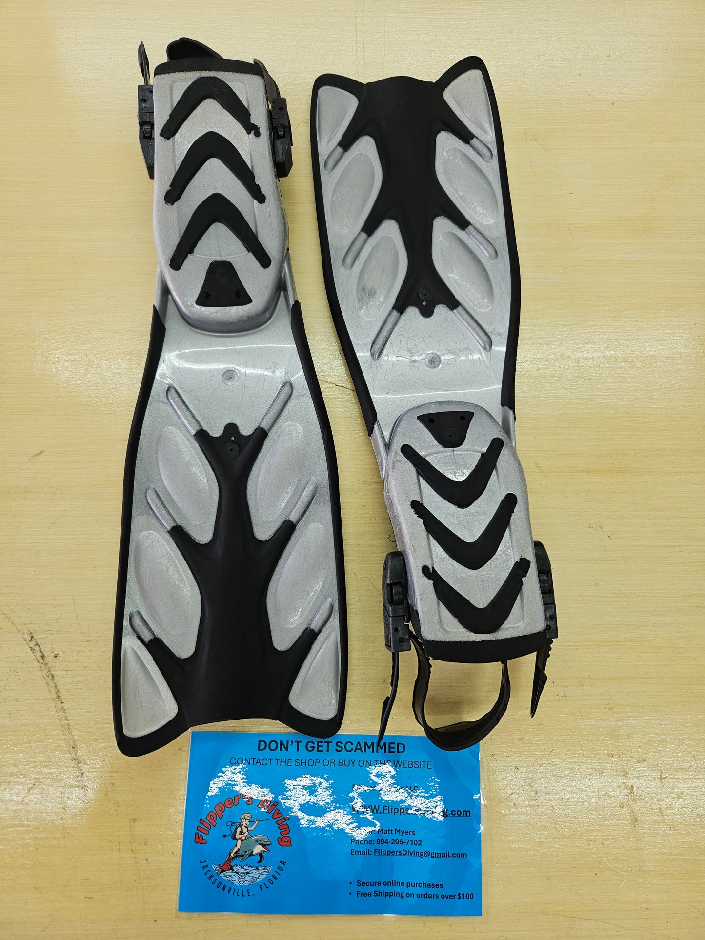 Genesis "Response" Fins (Regular 10-11)