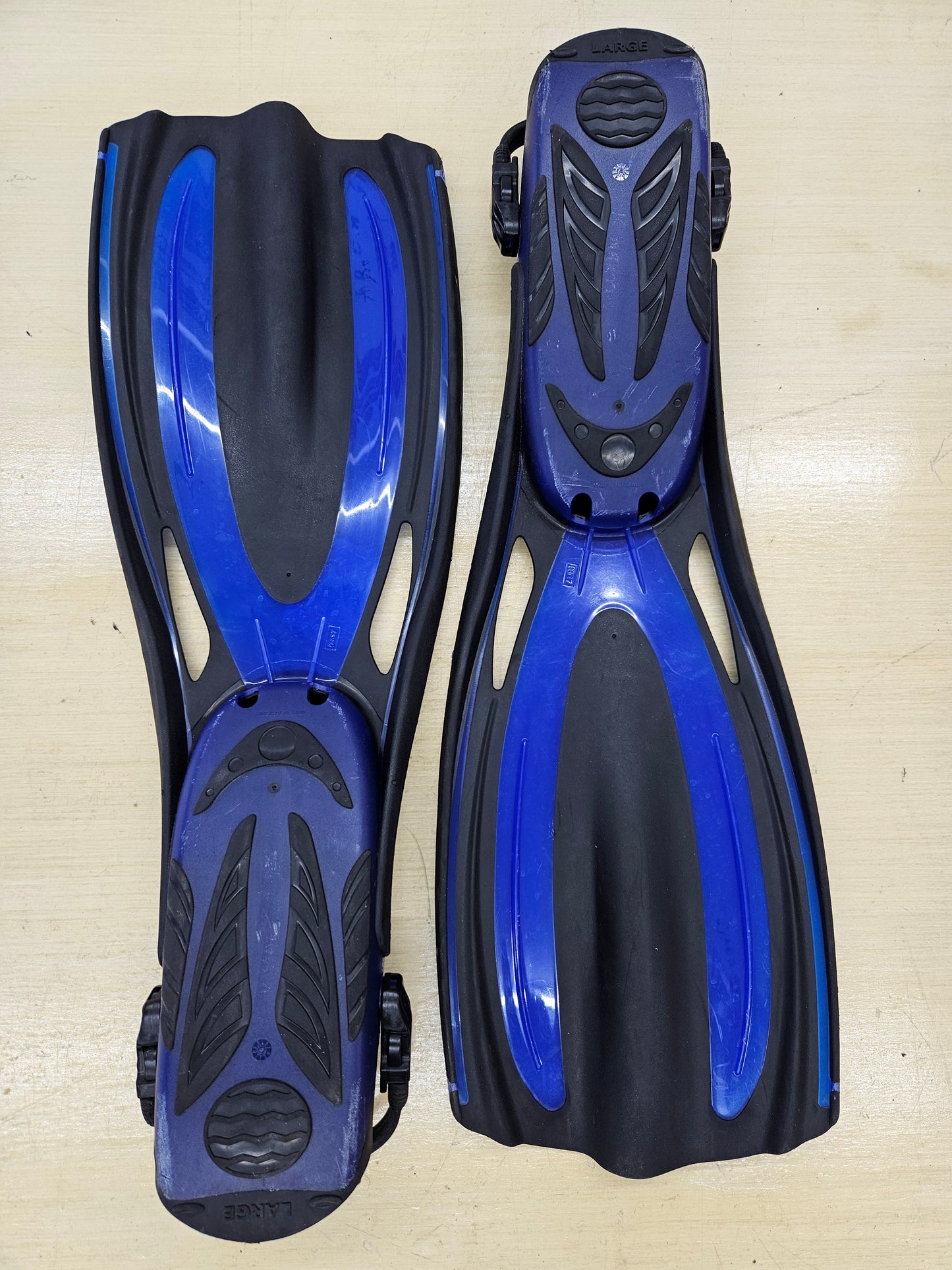 Edge "Flex" Dive Fins (LARGE)