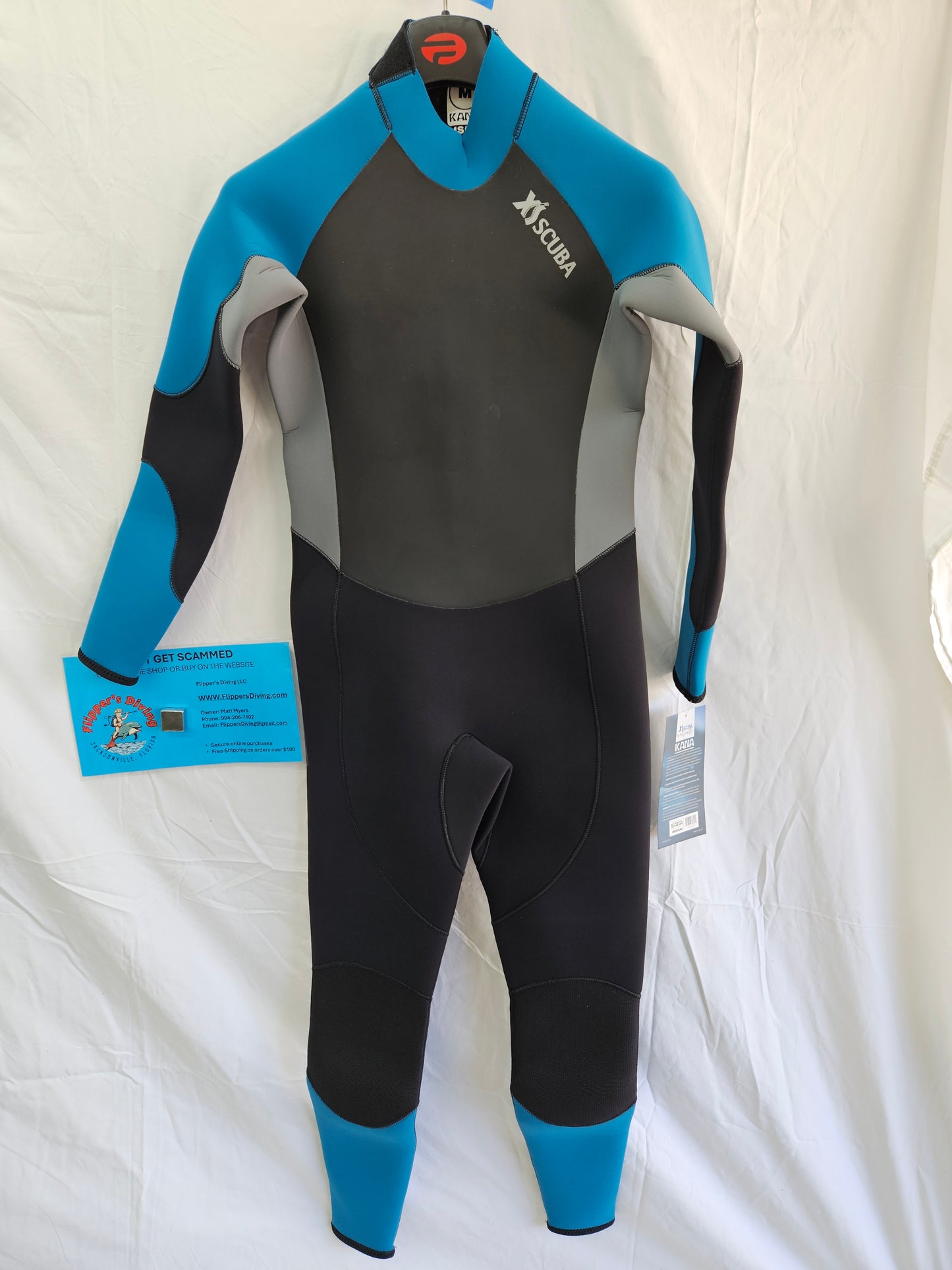 XS Scuba "Kana" 5mm Wetsuit (Used) - MEDIUM