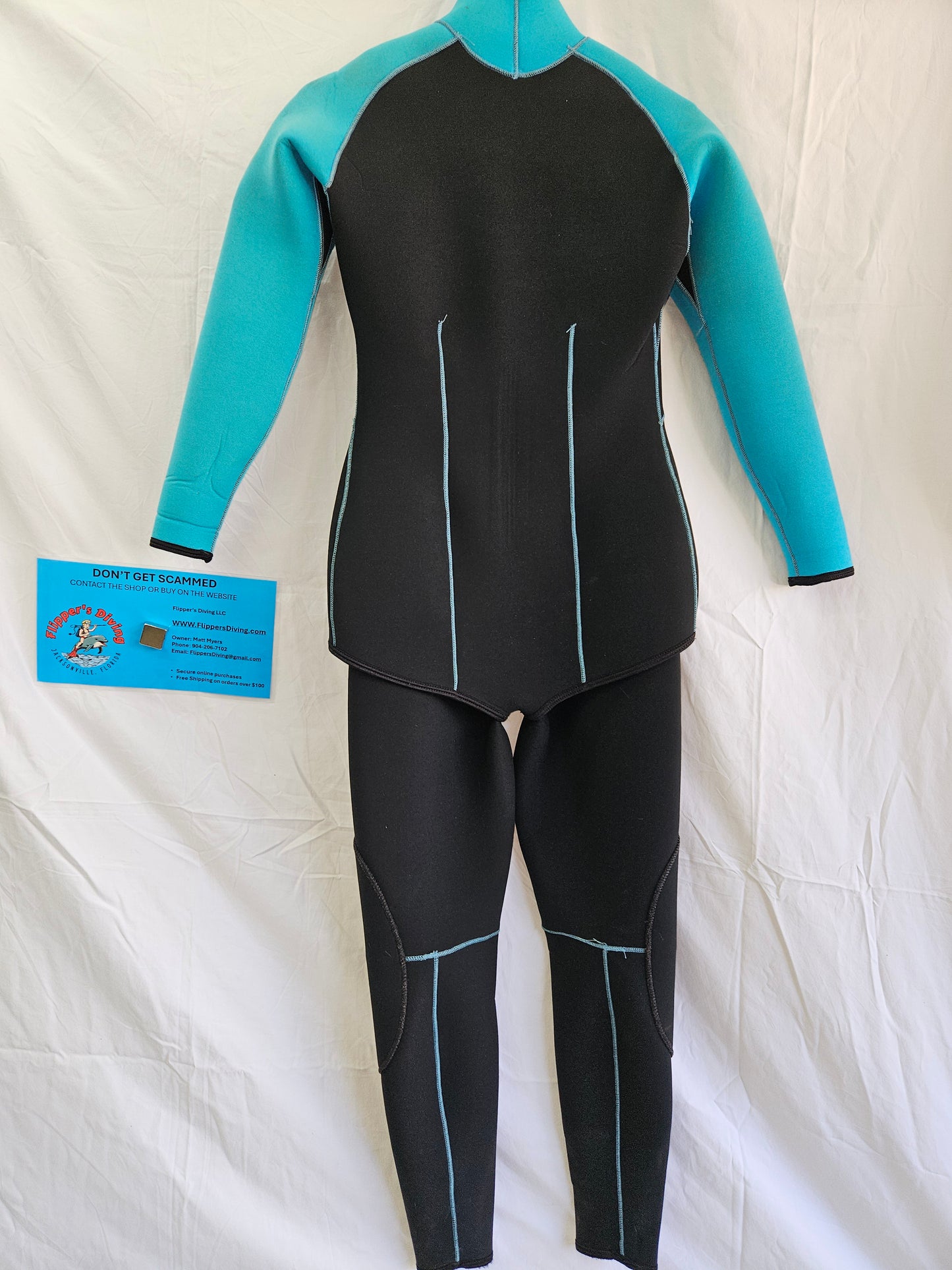Parkway 5mm Two-Piece Women's Wetsuit (Size 8-10?)