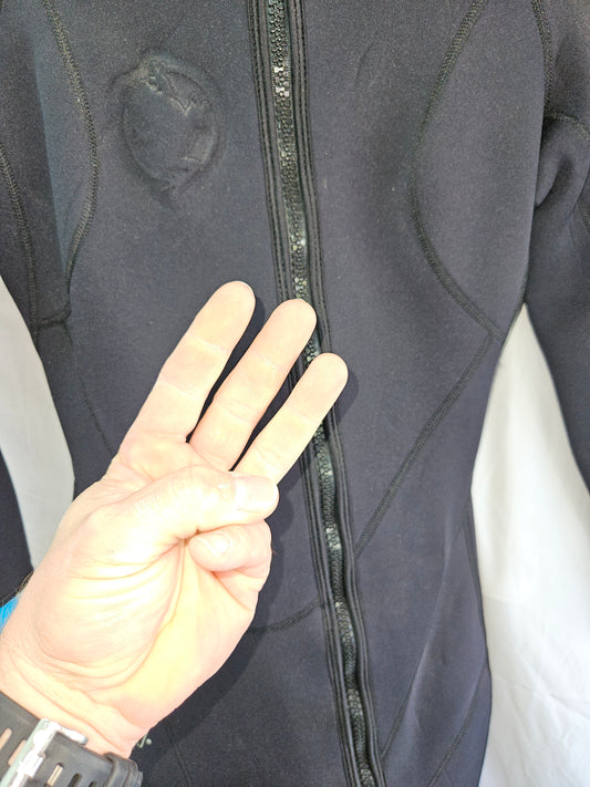 Akona 3mm Two-Piece Wetsuit (Women's 9-10)