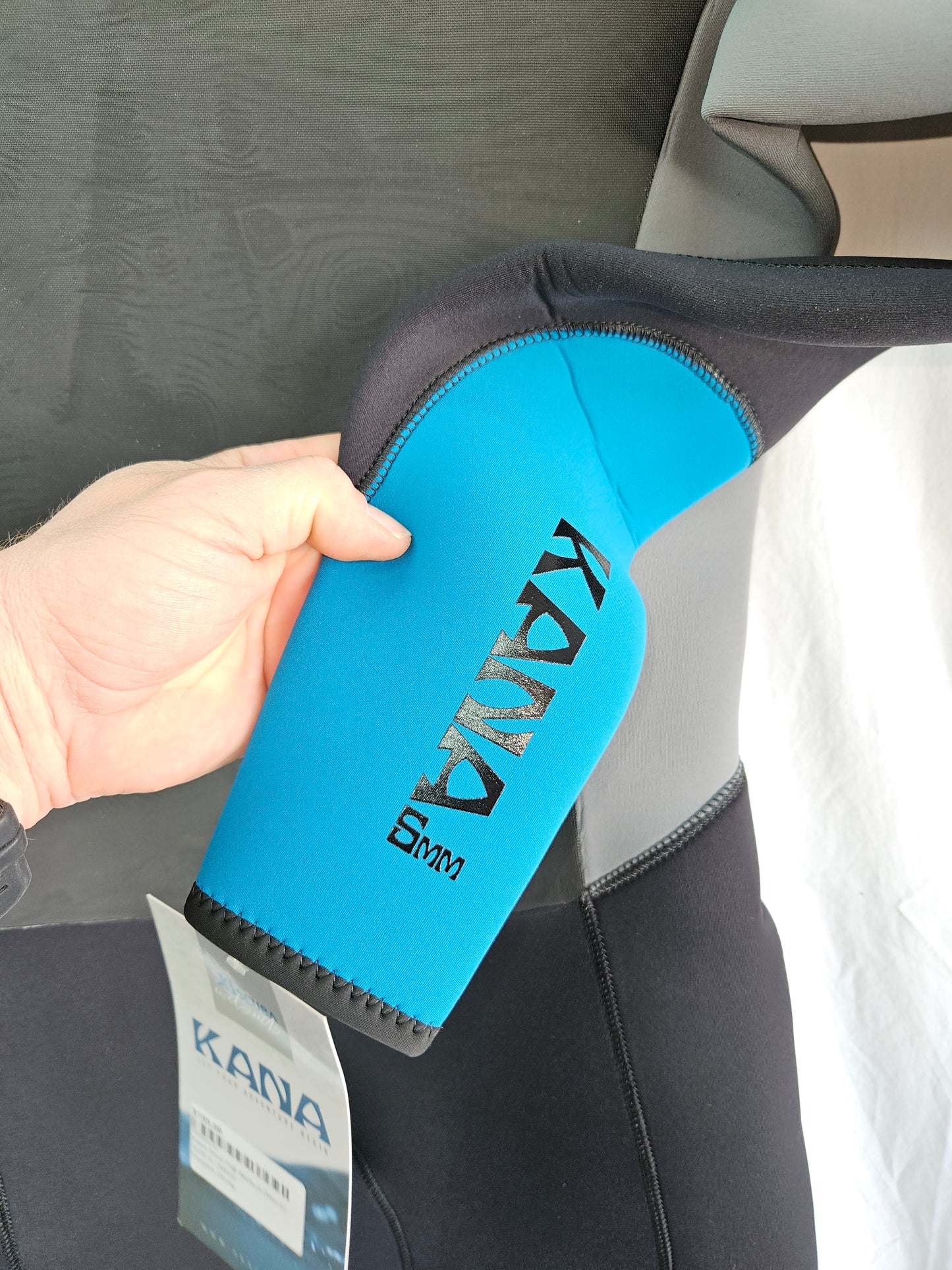 XS Scuba "Kana" 5mm Wetsuit - SCRATCH AND DENT