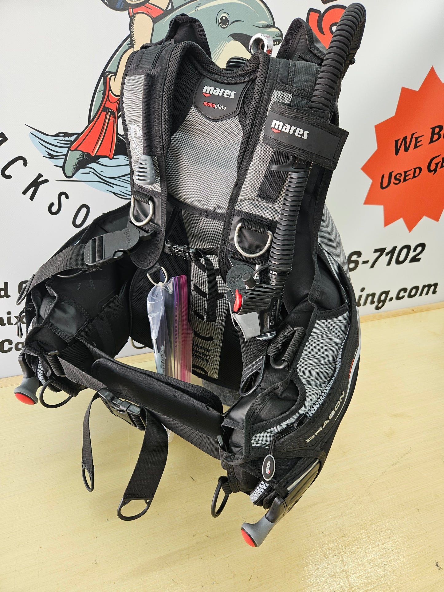 Mares "Dragon" BCD - BRAND NEW!! (MEDIUM)