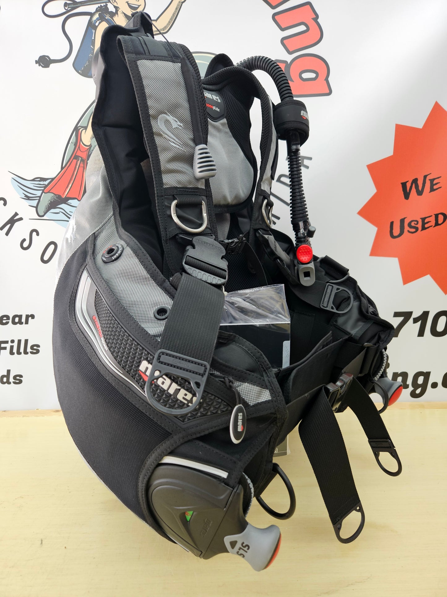 Mares "Dragon" BCD - BRAND NEW!! (MEDIUM)