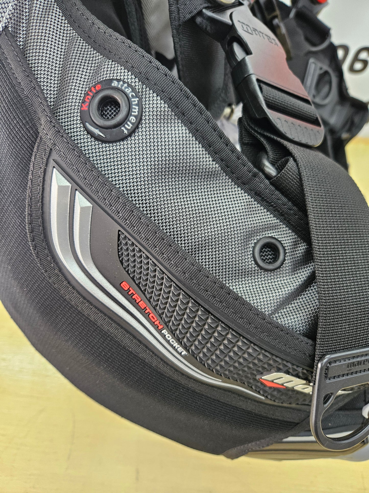 Mares "Dragon" BCD - BRAND NEW!! (MEDIUM)