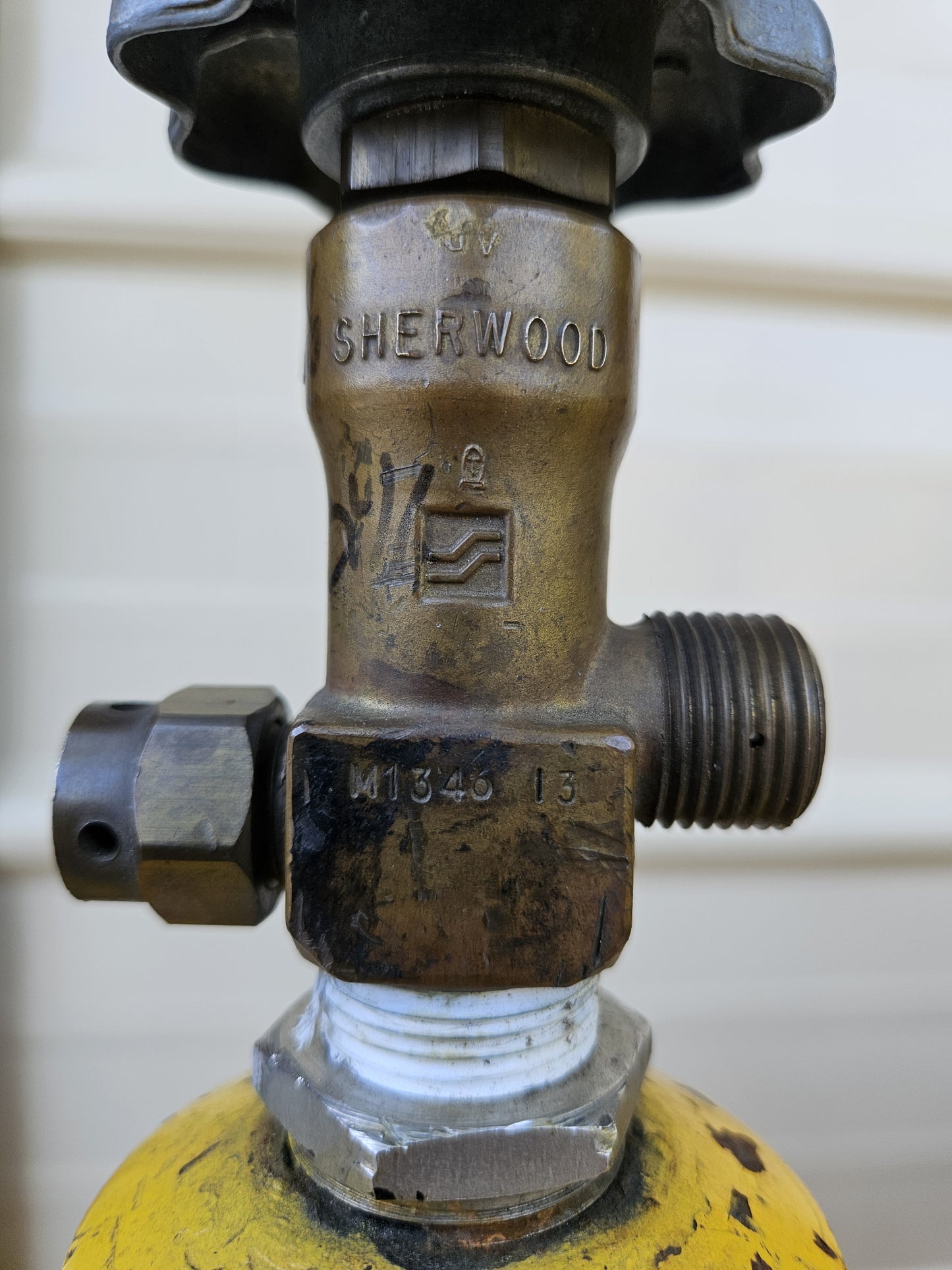 200cf gas storage bottles