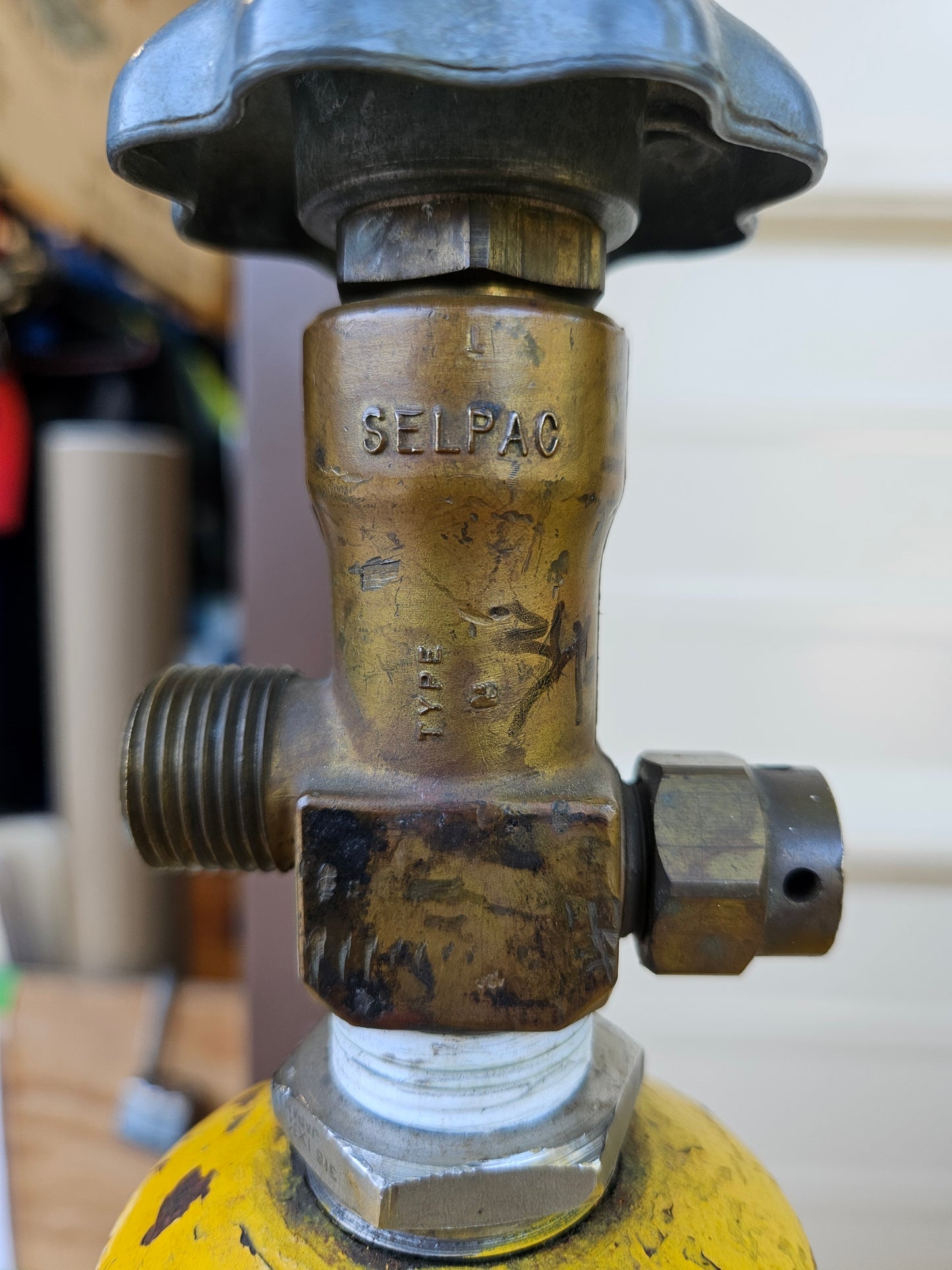 200cf gas storage bottles