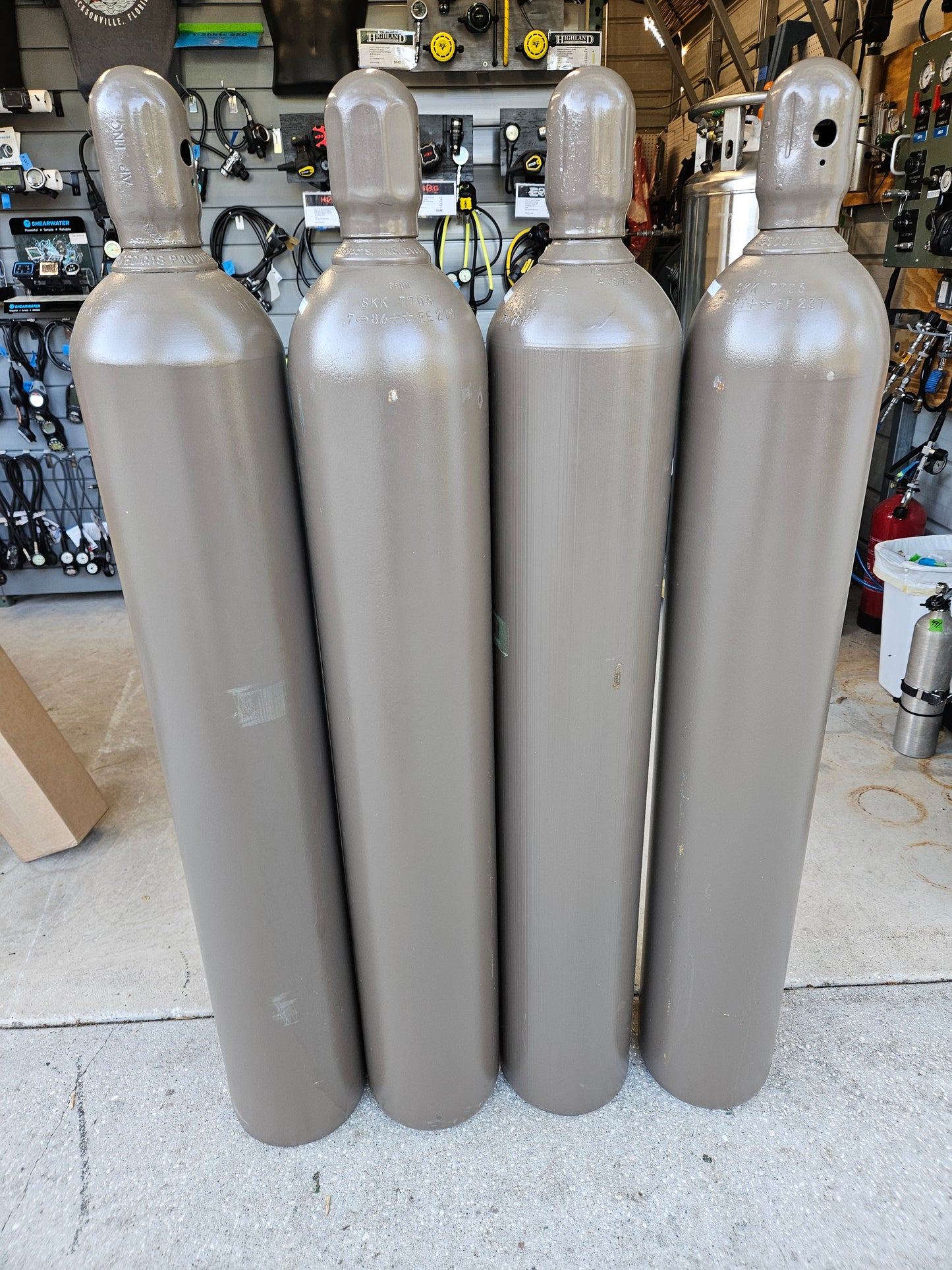 300CF Helium Cylinders