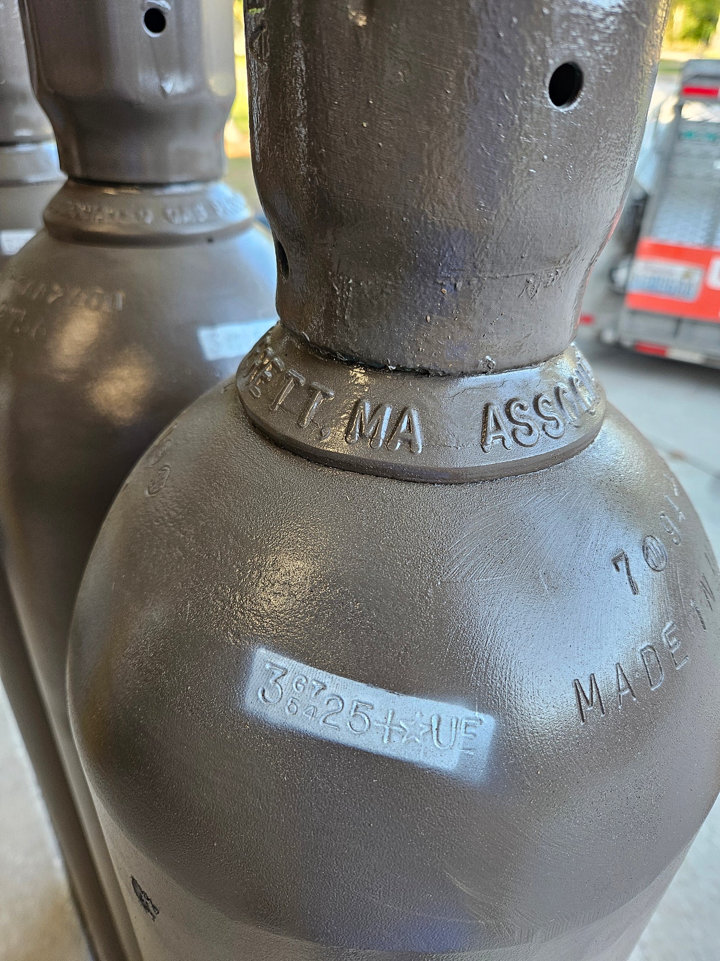 300CF Helium Cylinders