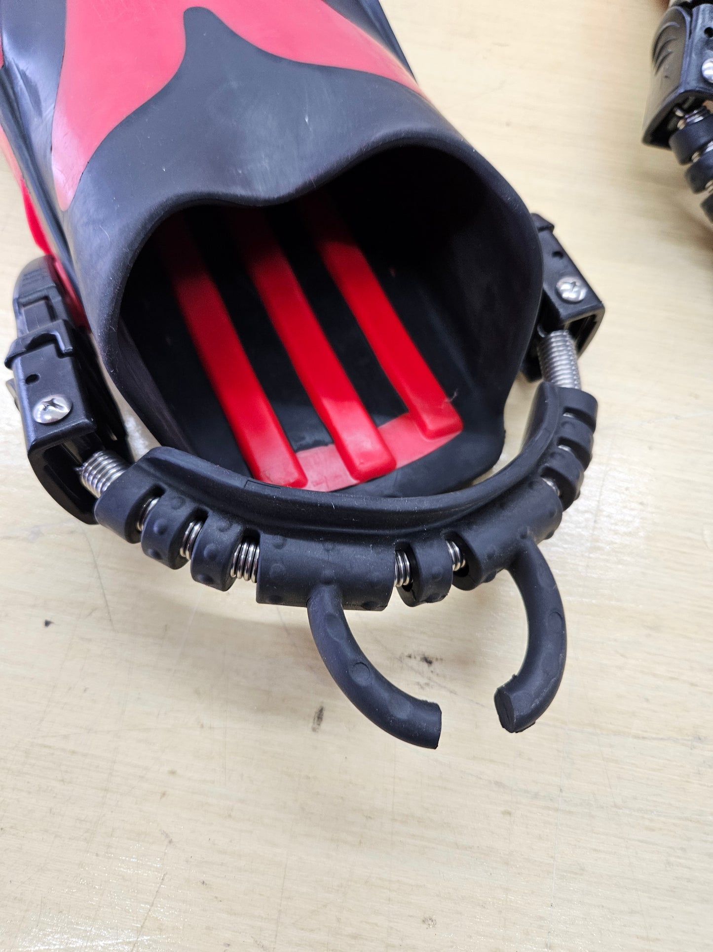 Mares Quattro Excel Dive Fins (LARGE)