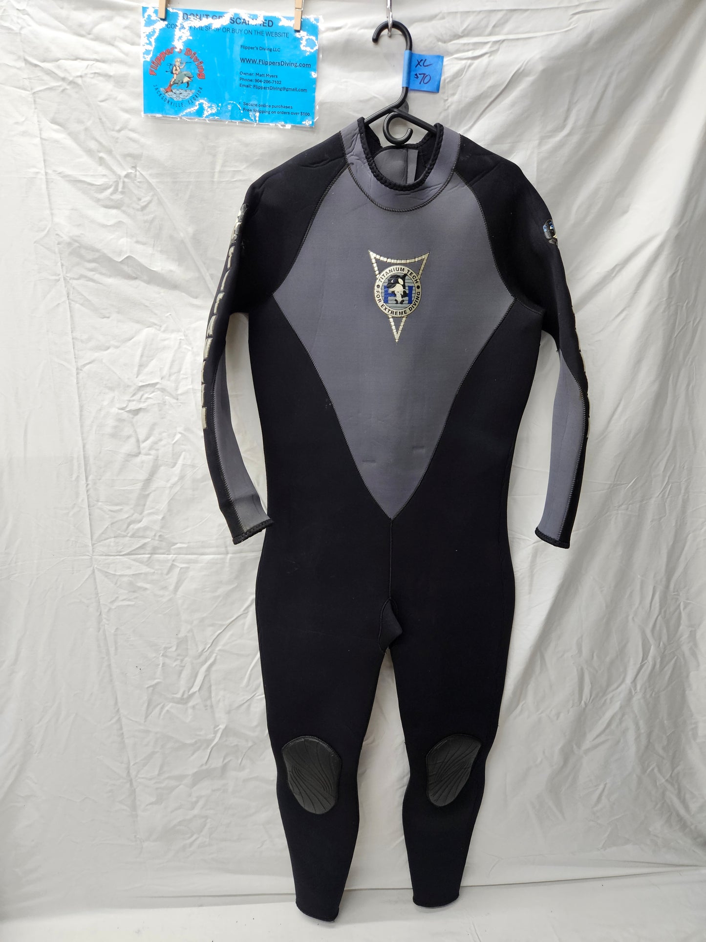 Harvey's 5mm Wetsuit (XL)