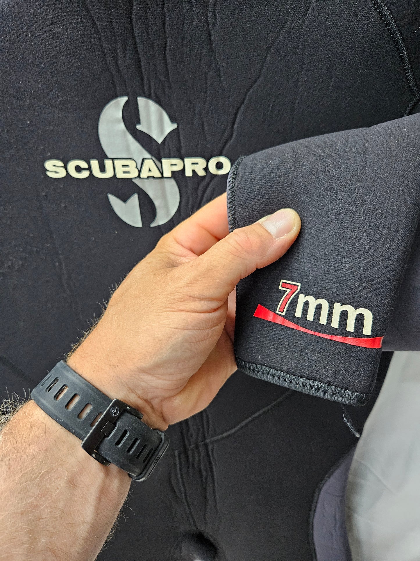 Scubapro 7mm Wetsuit (MEDIUM)