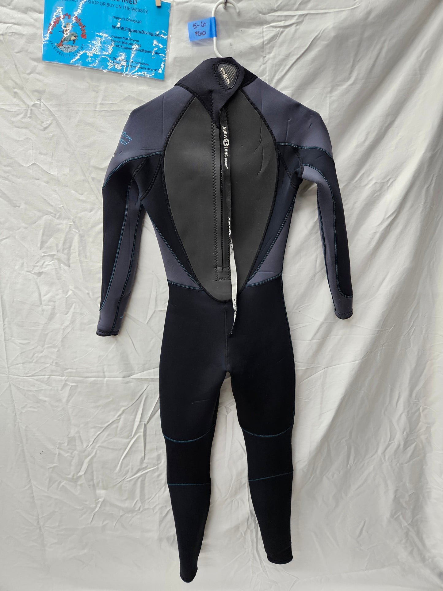 Aqualung 3mm Wetsuit (Women's 5-6)