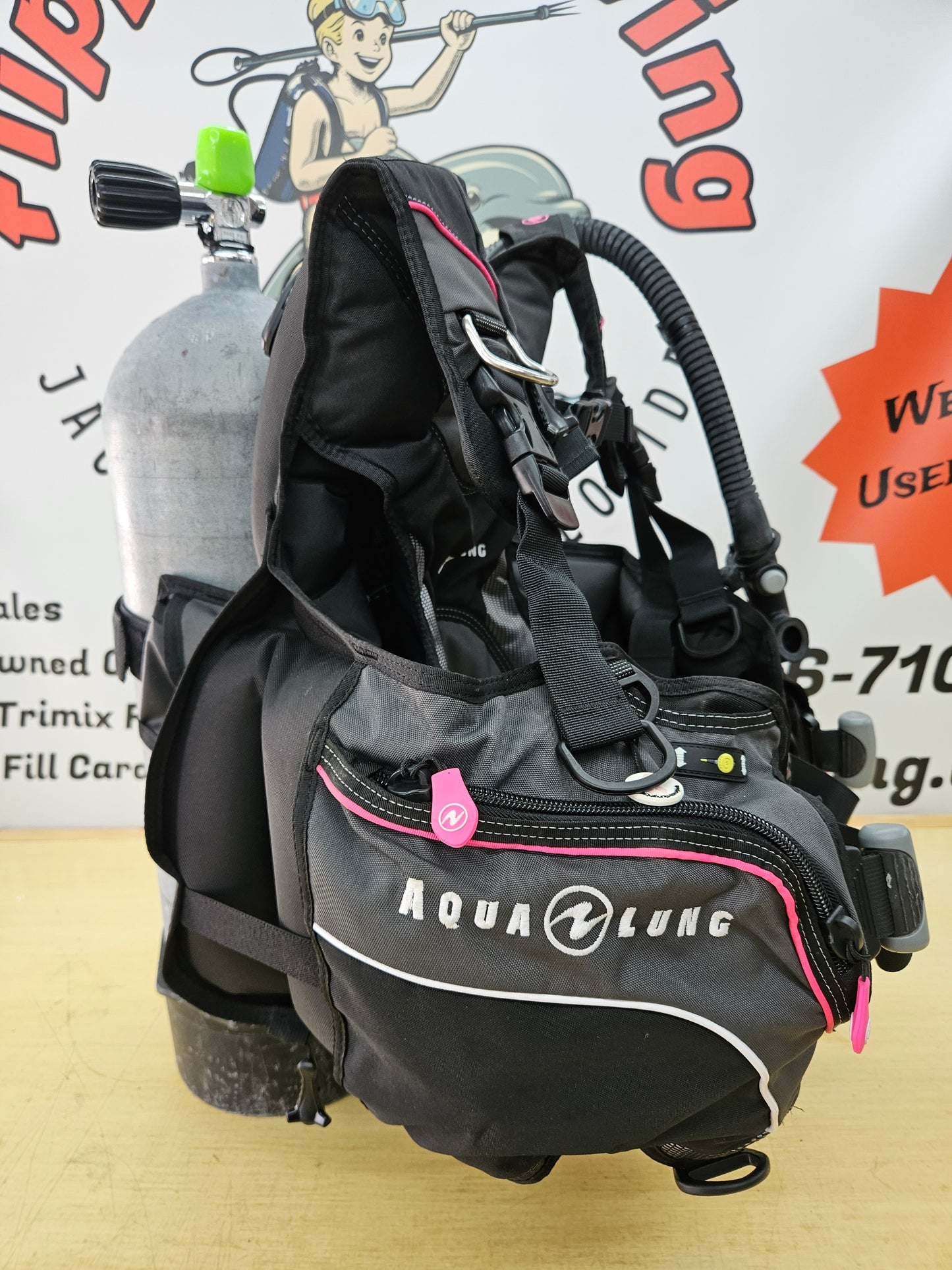 Aqualung Pearl BCD (Women's Medium)