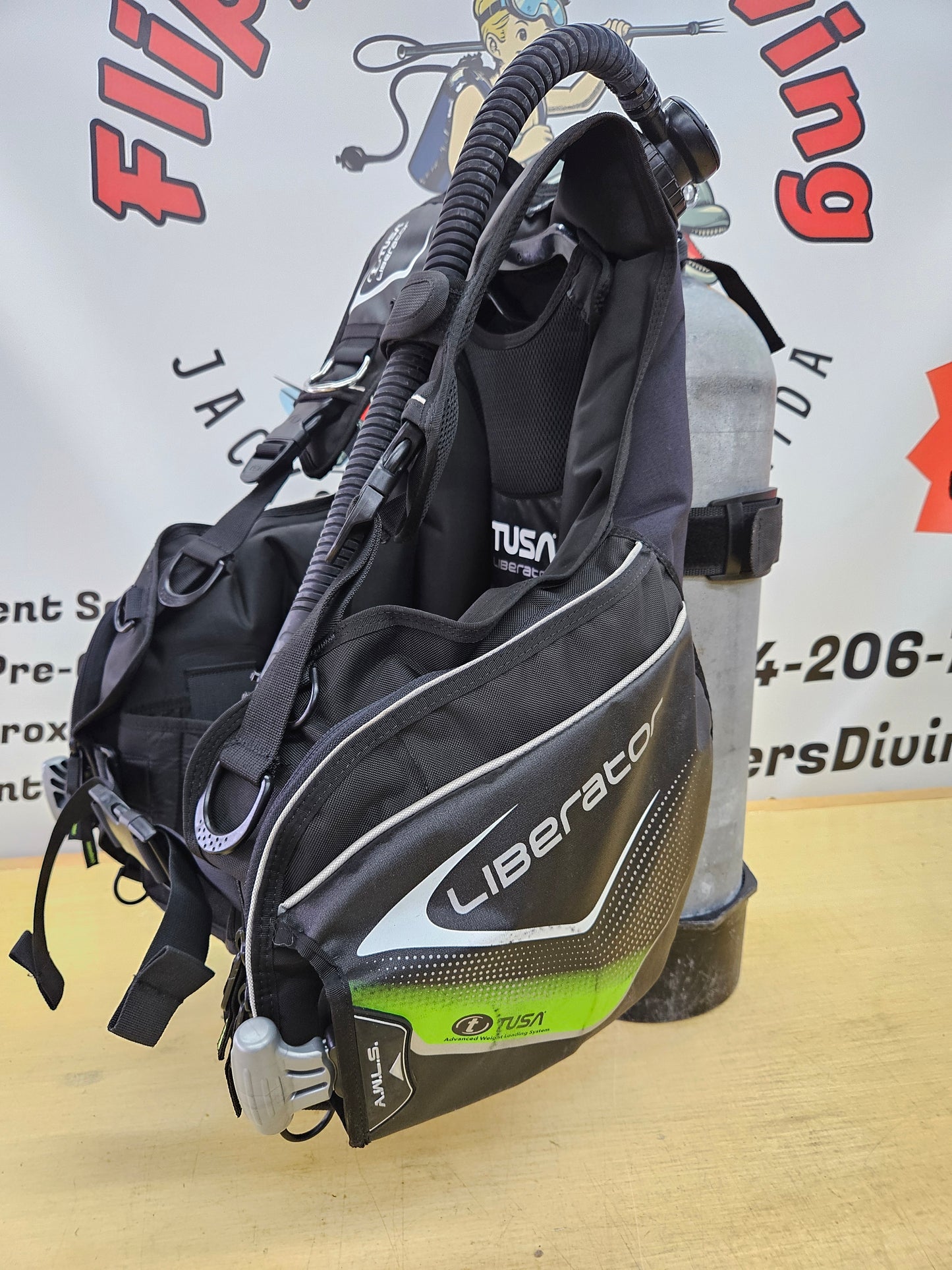 Tusa Liberator BCD (Medium/Large)