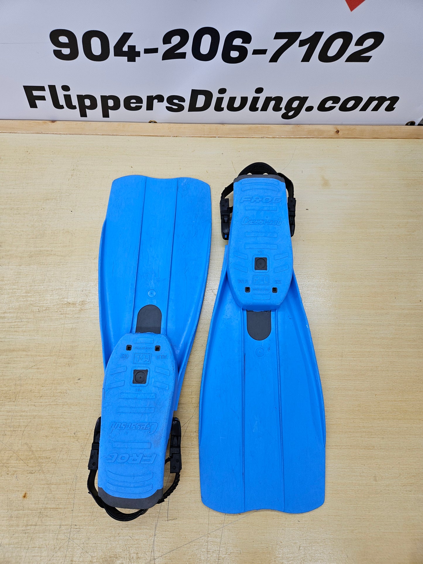 Cressi "Frog" Fins (Med/Lg)
