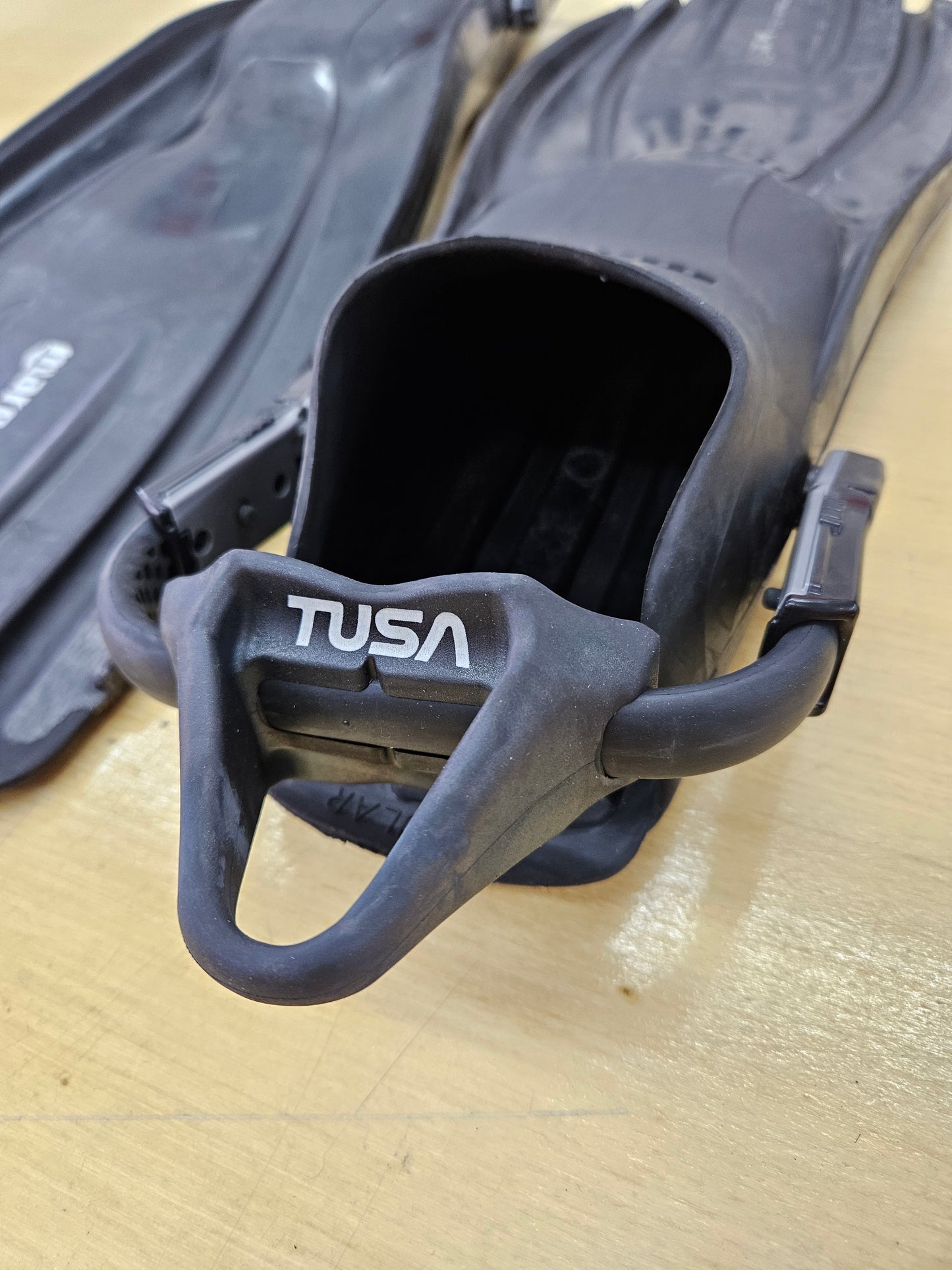 Mares Avanti Quattro+ Dive Fins (Large)