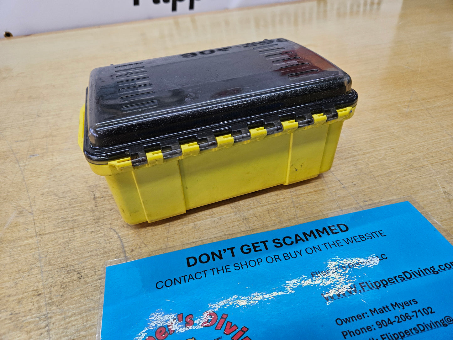 UK Ultra Box 408 (Drybox)