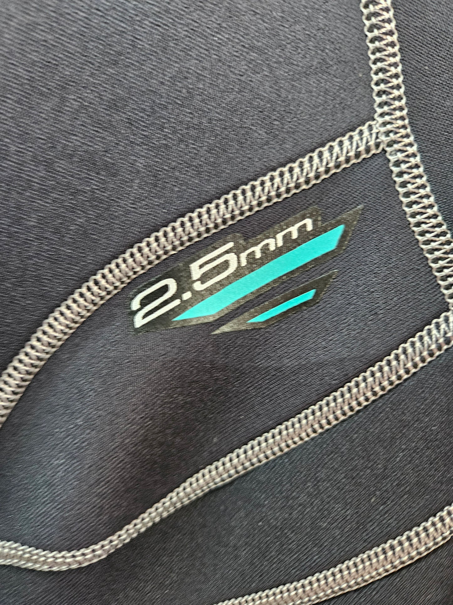 Waterproof 2.5mm Wetsuit (Ladies Small)