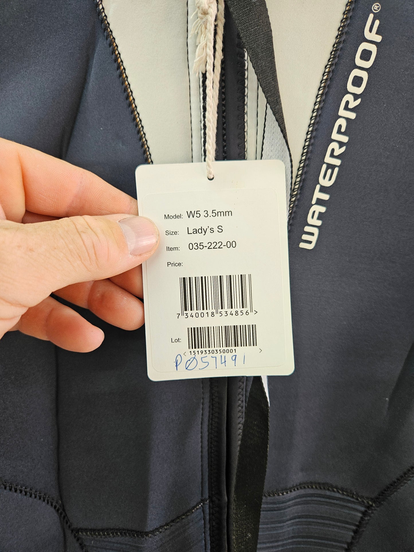 Waterproof W5 3.5mm Wetsuit (Ladies small)
