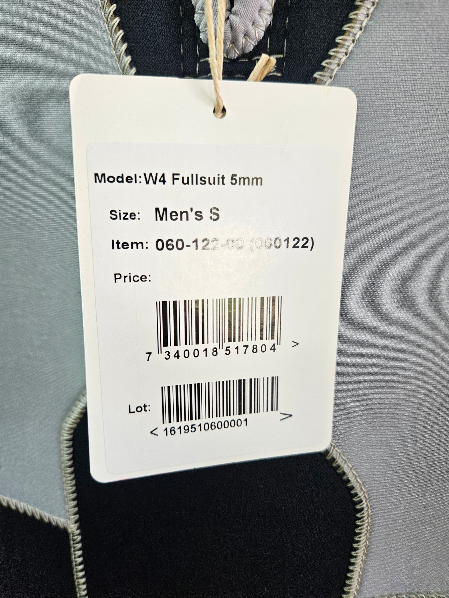 Waterproof W4 Men's 5mm Wetsuit (size small)
