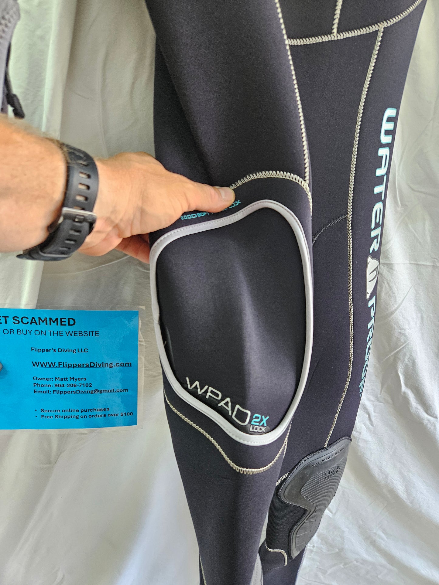 Waterproof W4 Men's 5mm Wetsuit (size small)