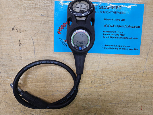 Oceanic "Glo" Data Plus dive computer