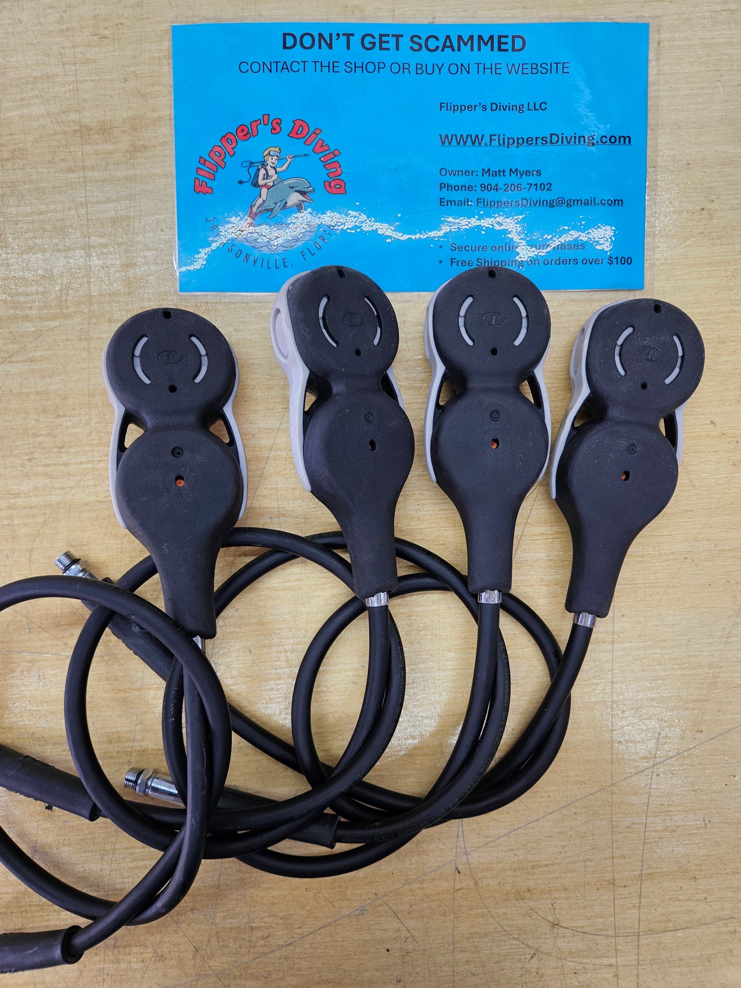 Tusa "Element" dive computer