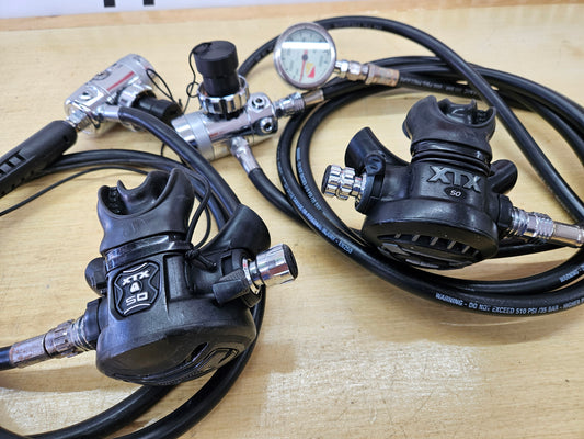 Apeks XTX Doubles Regulators