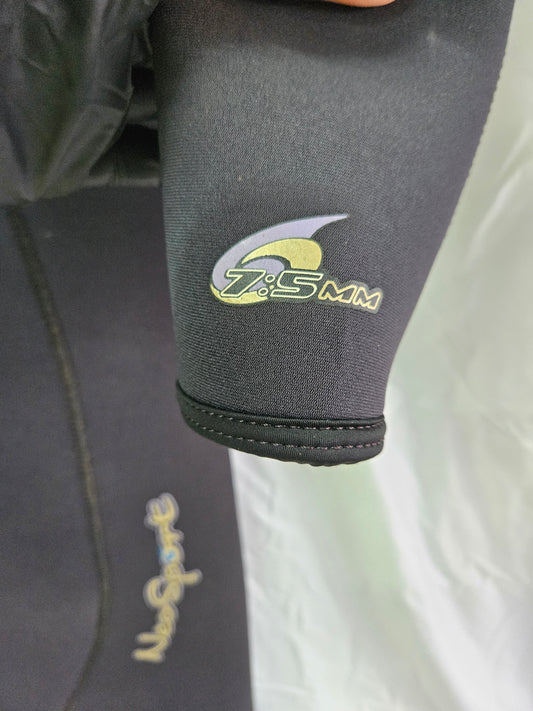 Neosport 7/5mm Wetsuit (Women's 14)