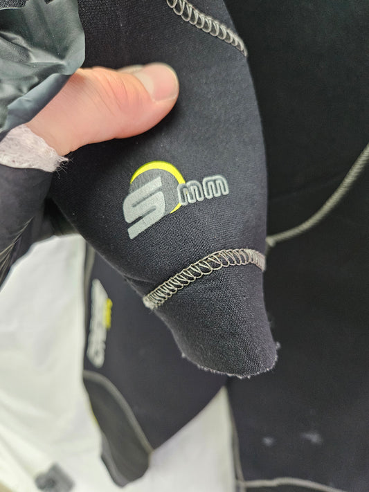 Cressi 5mm Wetsuit (Large)