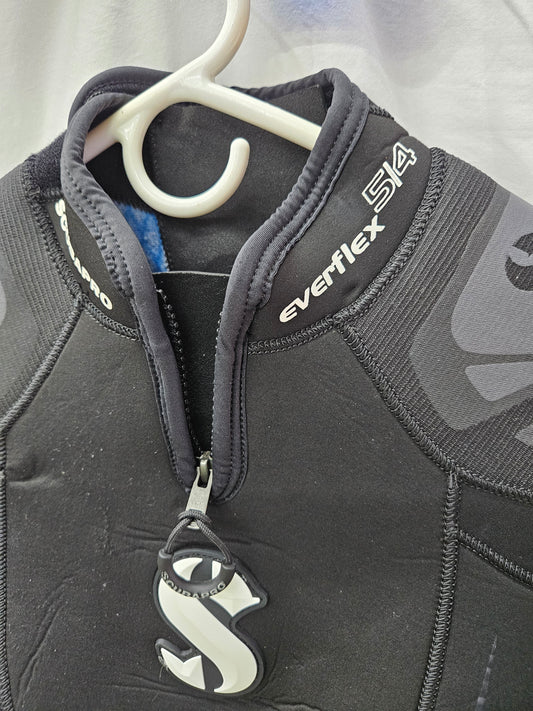 Scubapro "Everflex" 5/4mm Wetsuit (Ladies XS)