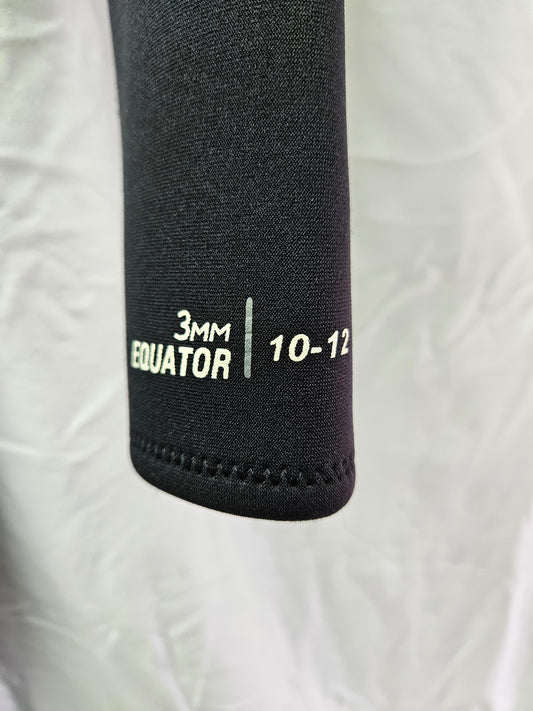 Kids 3/2mm Wetsuit (Size 10-12)