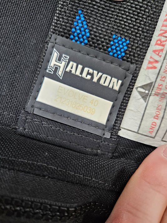 Halcyon "Evolve" 40# Wing