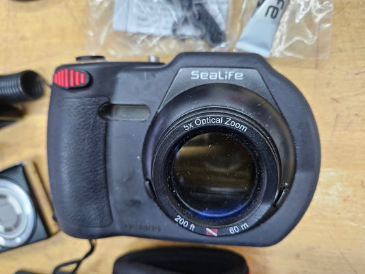 Sea Life Camera Bundle (SOLD AS IS)