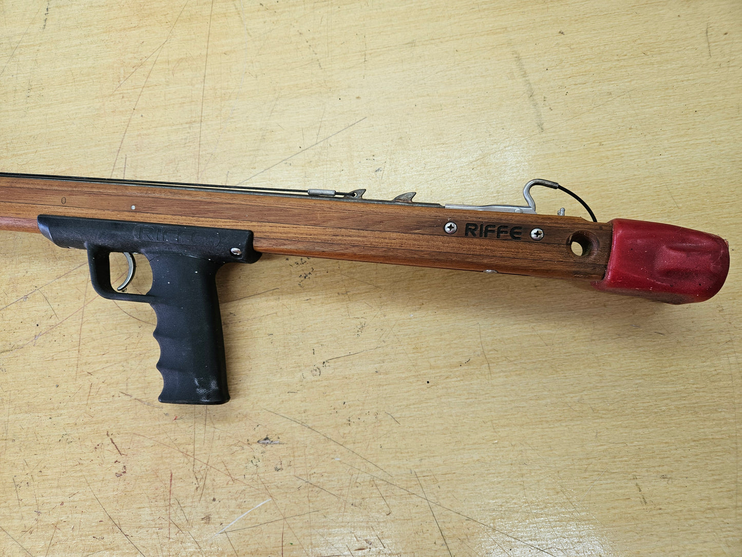 Riffe 44" Mid Handle Speargun