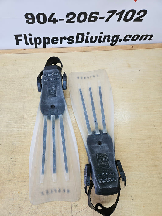 Weenoka Reeflex Dive Fins (MEDIUM)