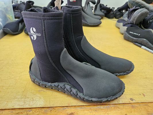 Scubapro 5mm Dive Boots (Size 8) #B14