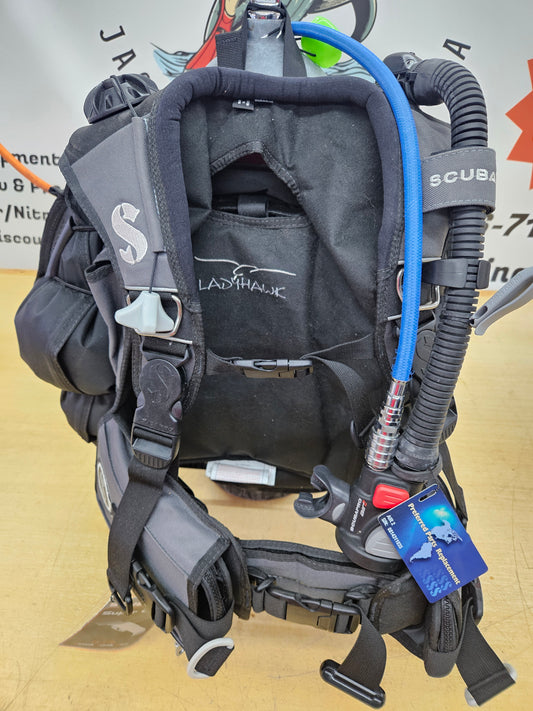 Scubapro Ladyhawk BCD w/Air 2 (Ladies Medium)