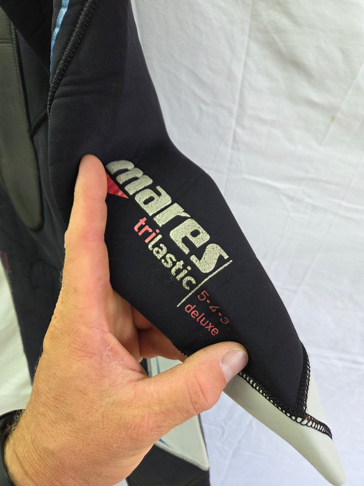 Mares Trilastic 5/4/3mm Wetsuit (Size 6)