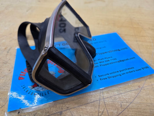 Dacor Vintage Dive Mask (M63)