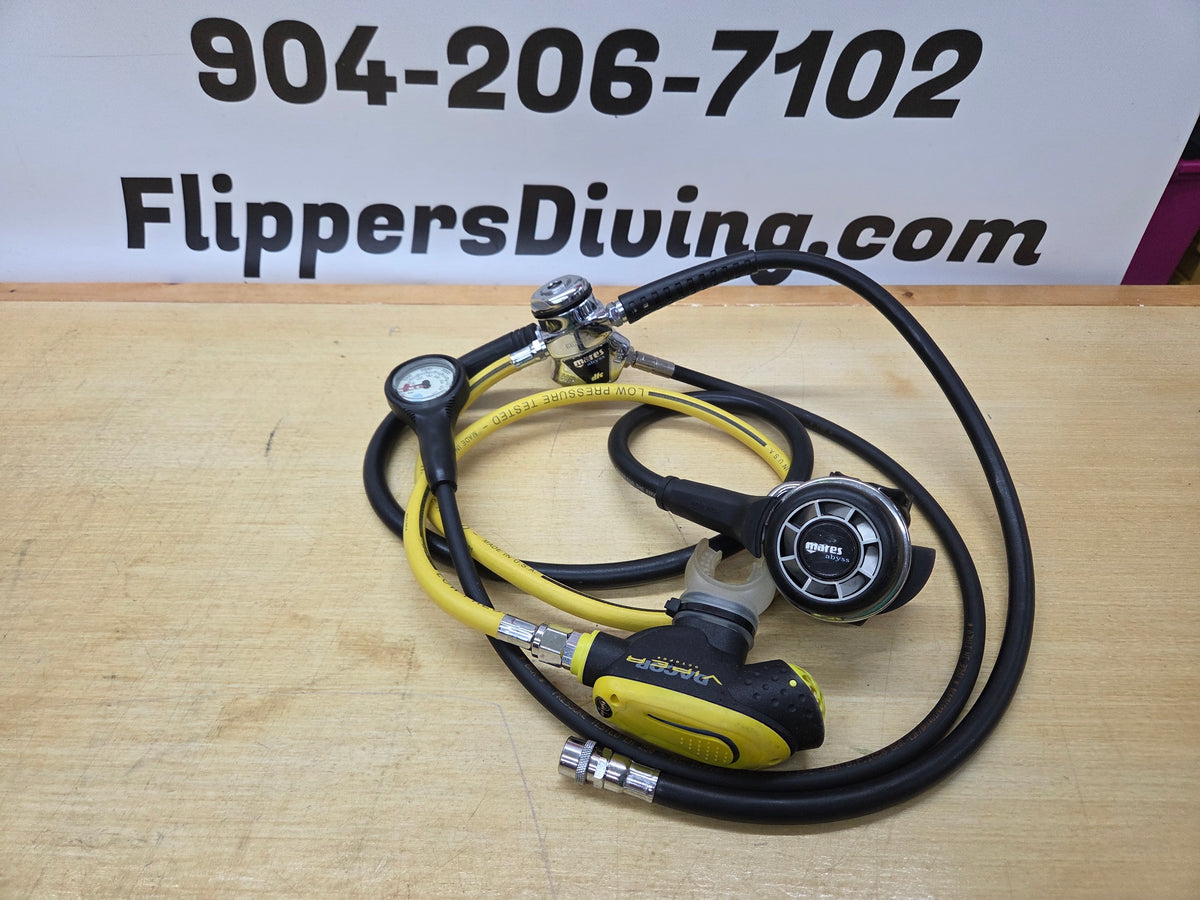 Mares Abyss Regulator Set