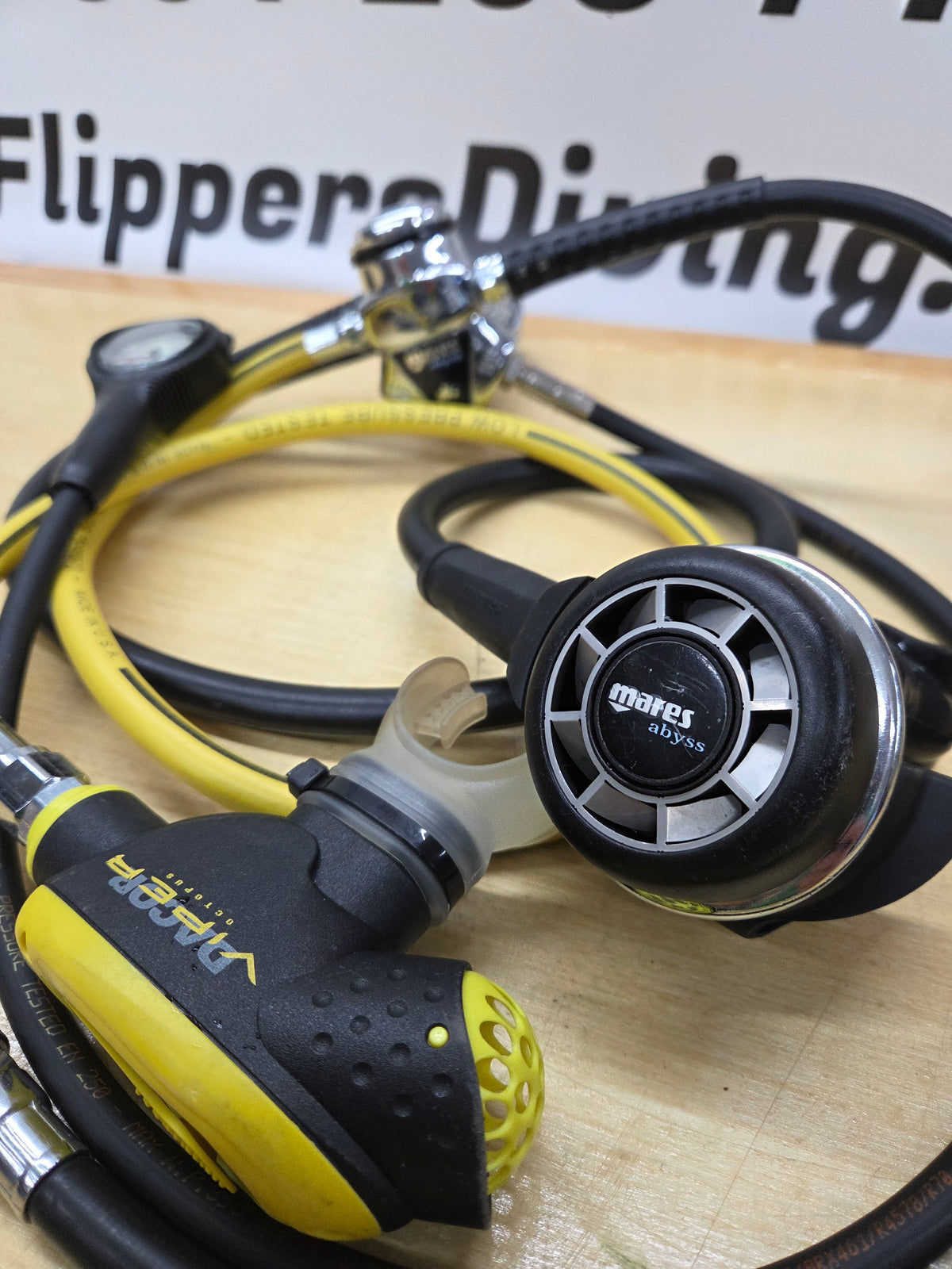 Mares Abyss Regulator Set