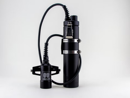 Luz LED de bote con foco variable de 32 W de Light Monkey