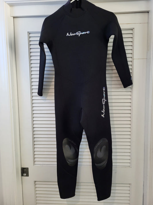 Neosport 3mm Full Wetsuit (Kids size 14)