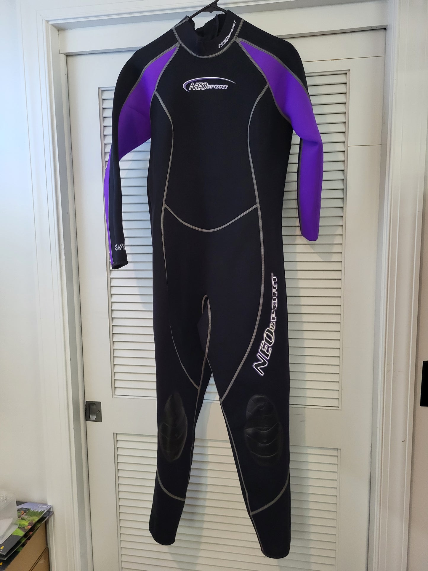 Neosport 3/2mm Full Wetsuit (Women's Size 14)