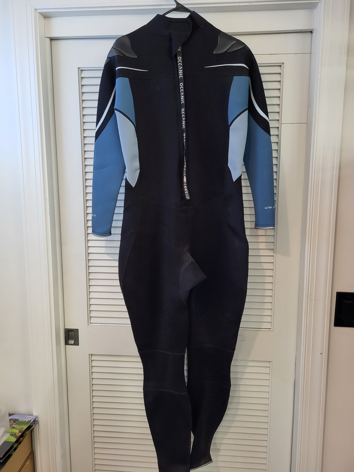 Oceanic "Ultra" 3/2mm Full Wetsuit (Size 16)