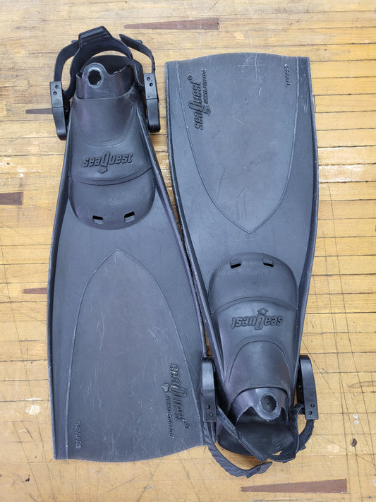 Sea Quest Diving Fins (Medium)